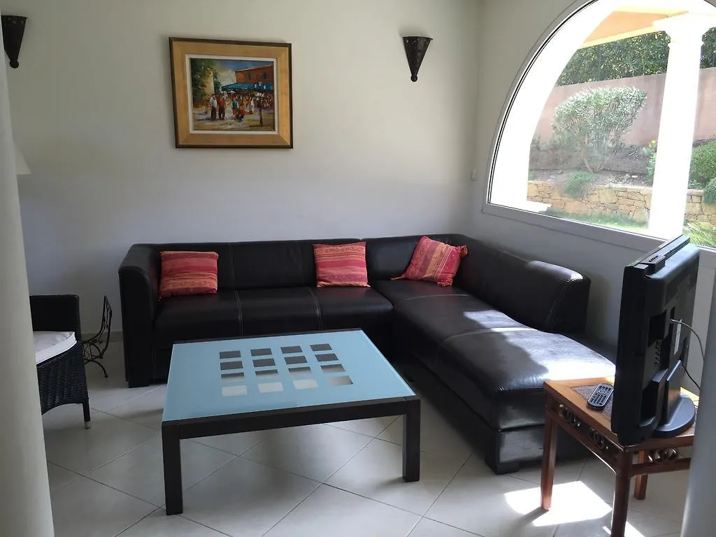Belle Villa Dans Clos Prive - Saint Raphael Boulouris