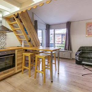 apartment-residence-de-la-piscine.hotels-rhonealpes.com/