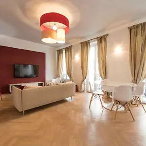  Appartement F3 Plein Centre à 50 M