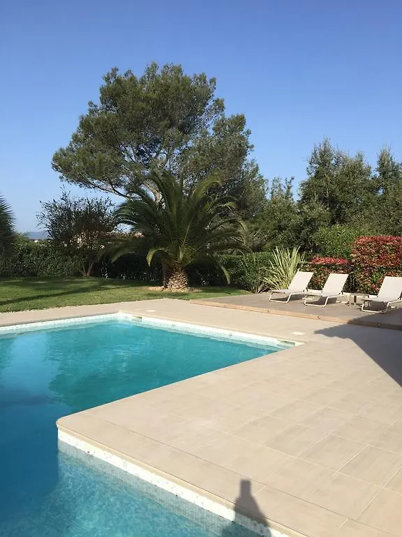 Belle Villa A Saint Raphael Dans Clos Prive 0*, Saint-Raphael (Var) France