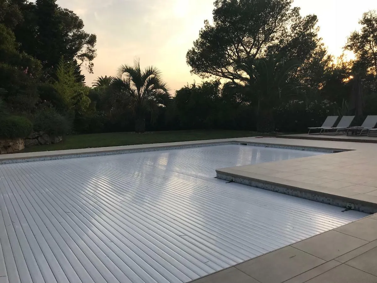 Belle Villa A Saint Raphael Dans Clos Prive