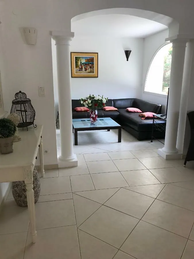 Belle Villa A Saint Raphael Dans Clos Prive