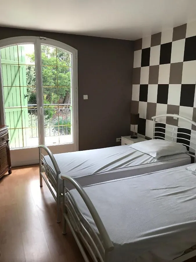Belle Villa A Saint Raphael Dans Clos Prive 0*, Saint-Raphael (Var)